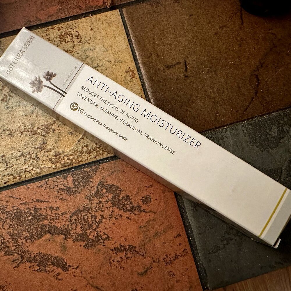 doTERRA Anti-Aging Moisturizer
